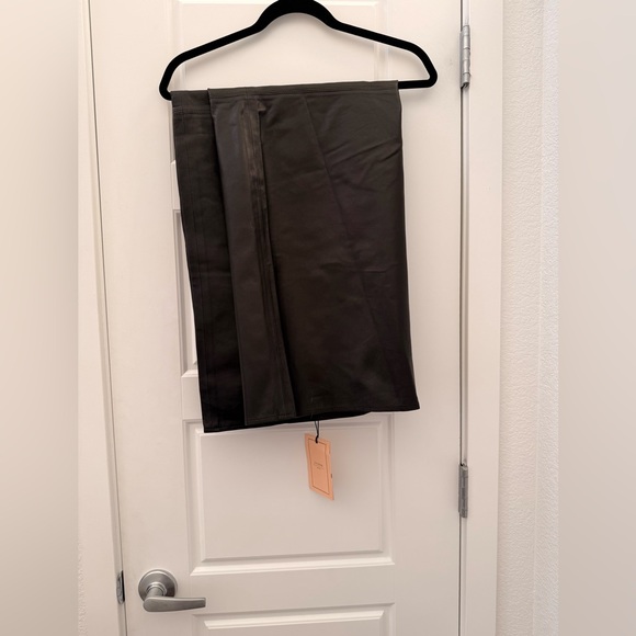 NWT La Ligne - Leather colby pants, size Large, in black nappa lamb leather - Picture 4 of 6